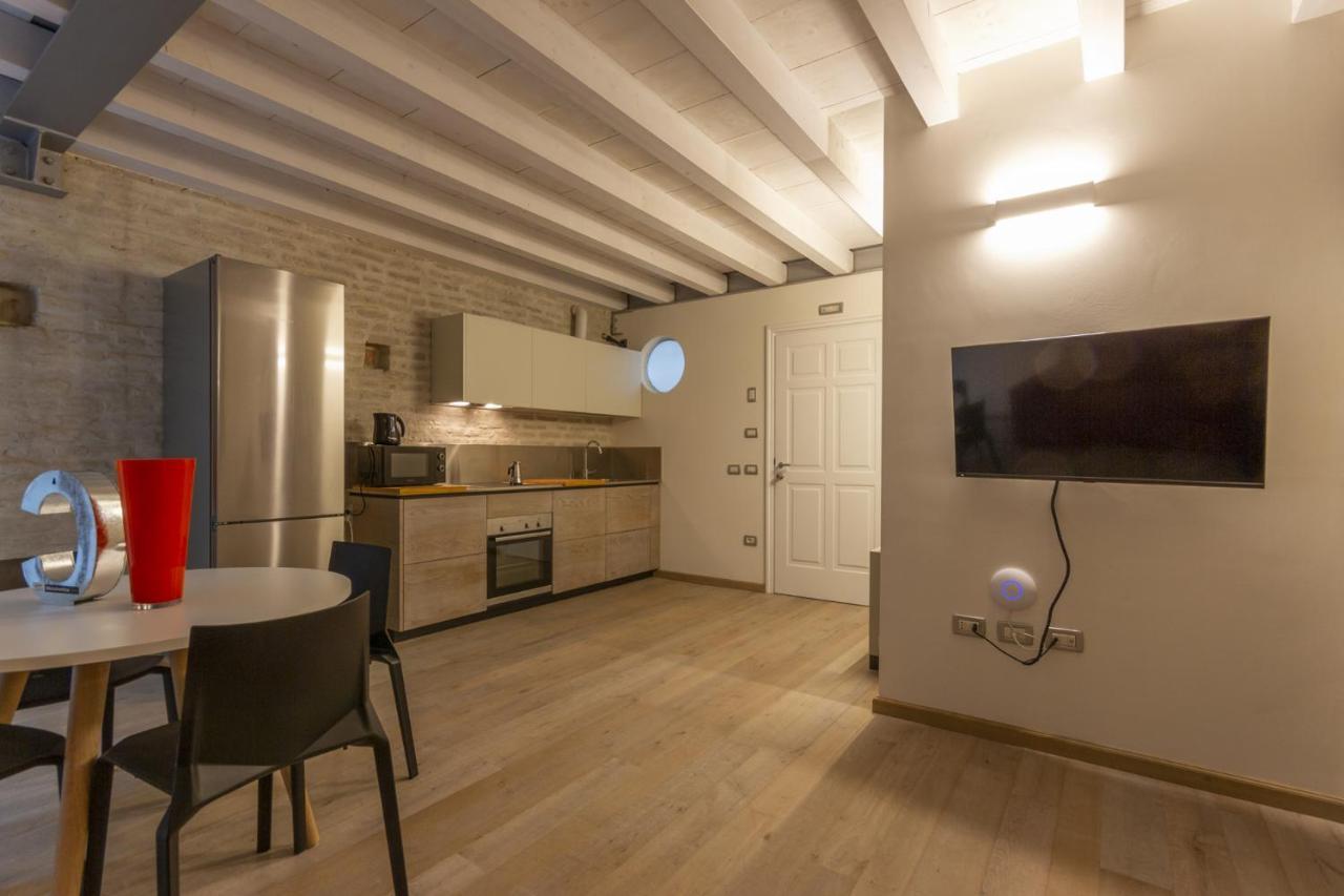Suite Corallo - Smart Holiday Mantova Eksteriør billede